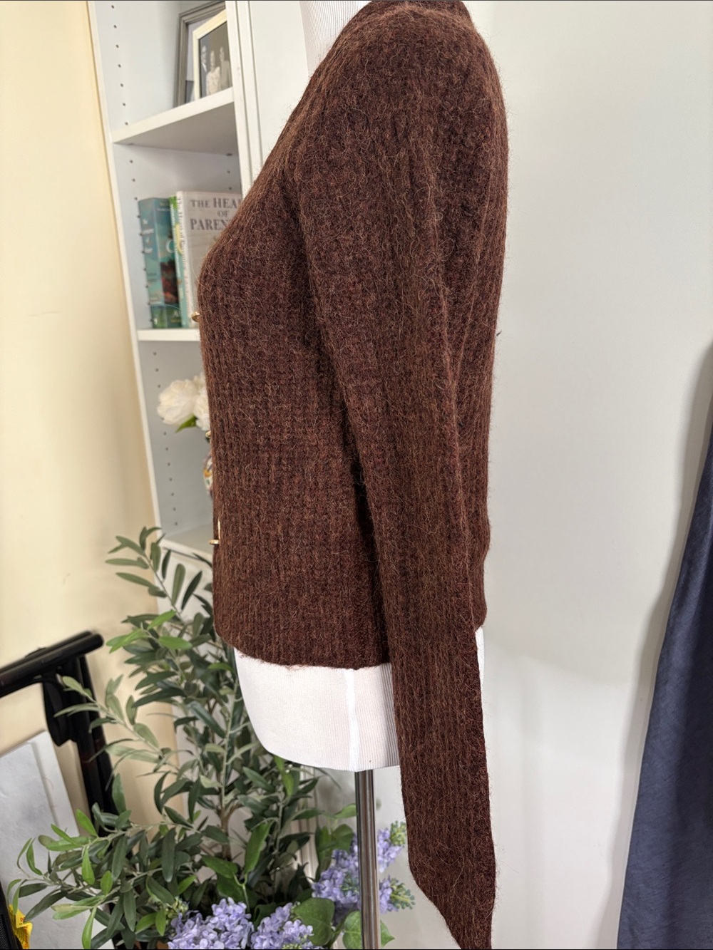 Cult Gaia Brown Wool Gold-Tone Link Closure V-Neck Cardigan Sweater L - Picture 6 of 7
